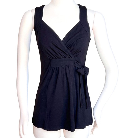 Arden B Tops - Arden B Black V-Neck Sleeveless Faux Wrap Top Size Large NWOT